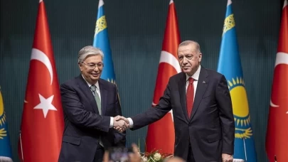 Kazakistan Cumhurbaşkanından Türk halkının yanındayız mesajı