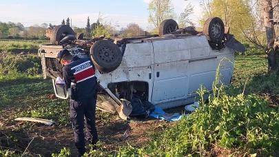 Samsun'da bahçeye devrilen minibüsteki 1 kişi öldü, 2 kişi yaralandı
