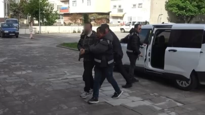 Samsun'da taş kokain ile yakalanan metafizik uzmanı ve şoförü adliyeye sevk edildi