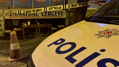 Kapı önündeki çöpler için tartıştığı komşusunu bıçakla öldürdü!