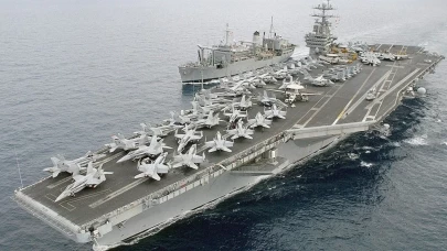 Husiler, ABD'nin uçak gemisine saldırdı