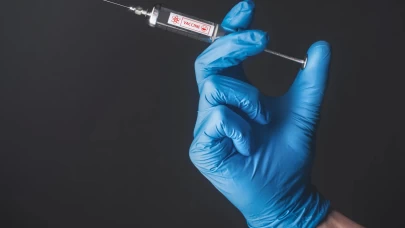 Hayatın ilk yılında tehlike çanları: Menenjit aşısı ile korunun