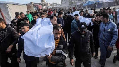 İsrail'in Gazze'ye saldırılarında can kaybı 50 bin 752'ye yükseldi