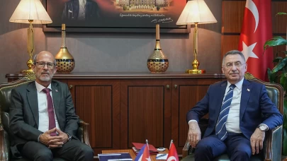 TBMM Dışişleri Komisyonu Başkanı Oktay, Kübalı mevkidaşı Patricio'yla görüştü