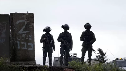 Gazze'de İsrail'in hain saldırısı: 10 Filistinli hayatını kaybetti