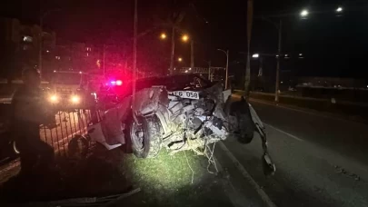 Malatya'da kontrolden çıkan otomobil ortalığı savaş alanına çevirdi