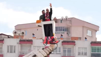 Uşakspor başkanı maçı vinçten izledi