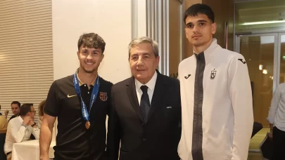 UEFA'dan Gençlik Ligi finalistlerine dostluk yemeği