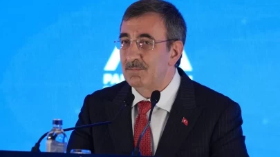 Erdoğan İtalya'ya gidiyor! Cumhurbaşkanlığına Cevdet Yılmaz vekalet edecek