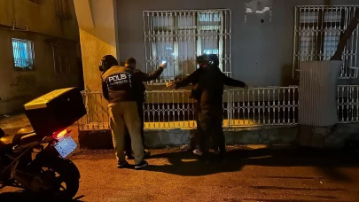 Adana'da narkotik operasyonu: 23 kişi gözaltına alındı