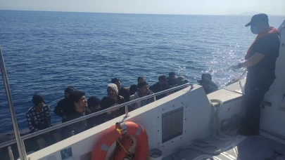 Muğla'da 17 düzensiz göçmen kurtarıldı