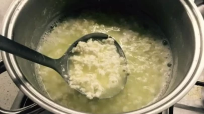 Peynir Altı Suyunun Faydaları Nelerdir? Doğal Protein ve Sağlık Deposu!