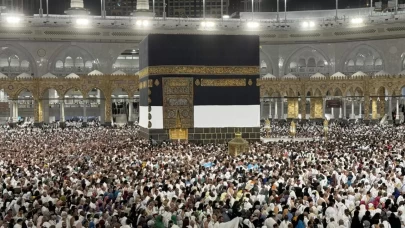 Suudi Arabistan, Mekke'ye sadece hac vizesi olanları alacak