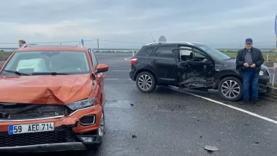 Muratlı-Tekirdağ yolunda trafik kazası: 4 yaralı