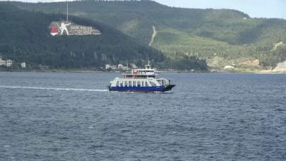 Çanakkale'de feribot seferlerine iptal edildi