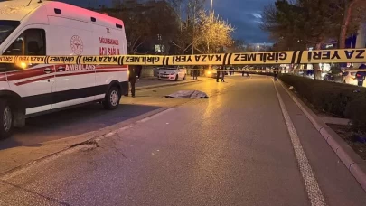 Konya'da otomobilin çarptığı kadın hayatını kaybetti