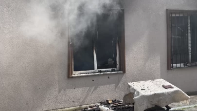 Bursa'da apartmanda çıkan yangın paniğe neden oldu!