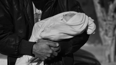 Gazze'de bir bebek yetersiz beslenme ve ilaç sıkıntısı nedeniyle öldü