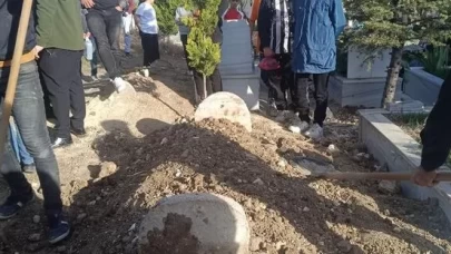 Siirt'te ilginç olay: Ses geldi iddiasıyla merhumu 2 kere gömdüler!