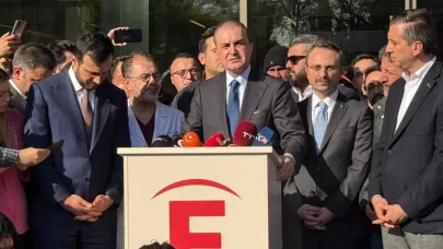 AK Parti Sözcüsü Ömer Çelik'ten, Sırrı Süreyya Önder'in sağlık durumu hakkında açıklama