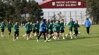 İrfan Buz, Sakaryaspor’la ilk antrenmanına çıktı