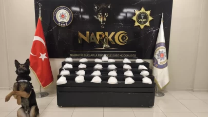 Van'da 25 kilo uyuşturucu ele geçirildi! 2 zanlı gözaltında