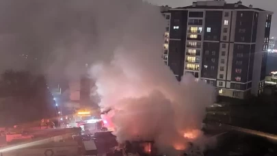 Başakşehir'de tır garajında çıkan yangın söndürüldü