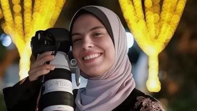 Katil İsrail, foto muhabiri Fatma Hassona'yı öldürdü