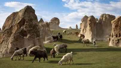 Afyonkarahisar’ın saklı doğa harikası: Döğer Peribacaları