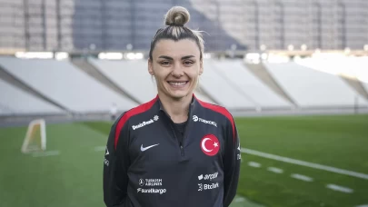 Selda Akgöz: "Önceliğimiz 2 Slovenya maçını kazanarak liderlik koltuğuna oturmak"