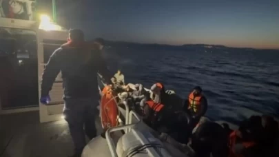 Çanakkale açıklarında 29 düzensiz göçmen yakalandı