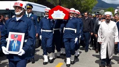 Mersin'de bisikletten düşmesi sonucu ölen Kıbrıs gazisinin cenazesi defnedildi