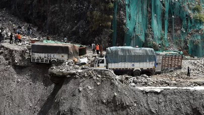 Cammu Keşmir'de şiddetli yağışlar can aldı!