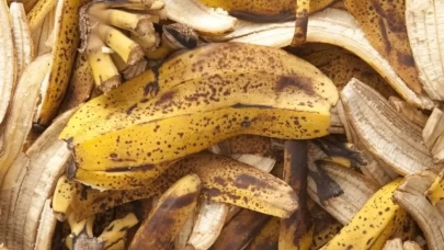 Muz kabuklarıyla yatmanın faydaları şaşırttı