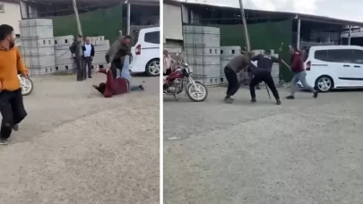 Sopalarla birbirlerine acımasızca vurdular