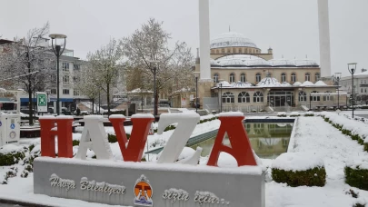 Samsun Havza'da kar yağışı hayatı olumsuz etkiliyor