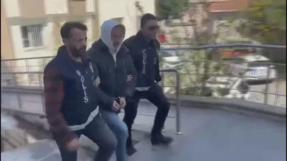 Evimin önüne çöp attın dedi! Komşusunu bıçaklayarak öldürdü