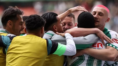 Konyaspor Adana Demirspor'u ikinci yarıda devirdi