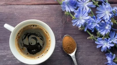 Sabah Kahvesine Doğal Bir Alternatif: Hindiba Kahvesi Sağlıklı mı?