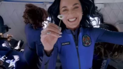 Katy Perry'nin uzay yolculuğu: İşte o görüntüler!