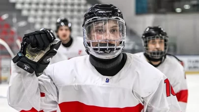 Ay-yıldızlılar, iddiasını sürdürdü