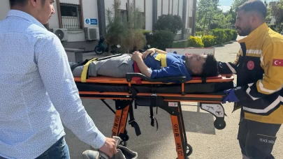 Otomobil ile motosiklet çarpıştı: 1 yaralı