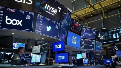 Avrupa borsaları yükselişle başladı: Stoxx Europe 600 rekor seviyede