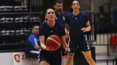 Fenerbahçe Opet, İspanya'daki ilk antrenmanını yaptı