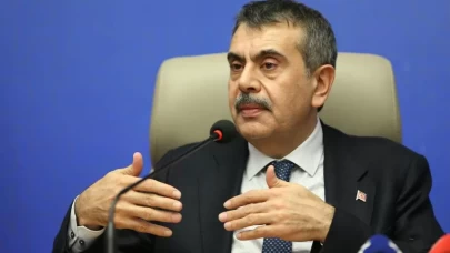 Bakan Tekin: Yerli markalara 'boykot' uygulamanın ülkemize zarar vereceği açıktır