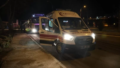 Elazığ'da tır ile otomobil çarpıştı: 4 yaralı