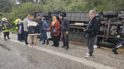 Aydın'da servis aracı devrildi: 12 yaralı