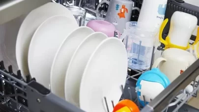 Bulaşık makinesine asla atmamanız gereken mutfak eşyaları