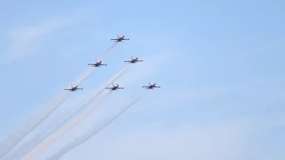 Antalya semalarında prova uçuşu