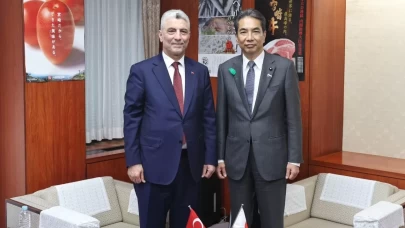 Ticaret Bakanı Bolat, Japonya Tarım Bakanı Taku ile bir araya geldi